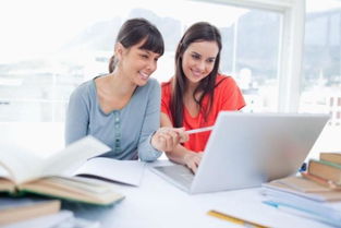 弘乐大语文加盟解析 教育加盟新机遇与深度考量